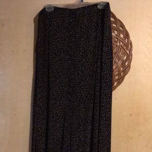 Button-down silky slip in the front skirt